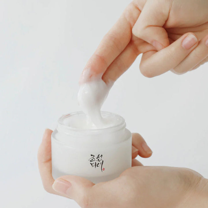 model applying Beauty of Joseon Dynasty Cream 50ml 